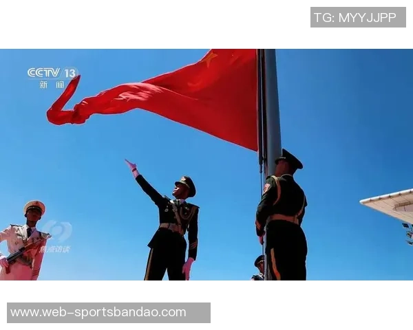 全明星球衣发布美国队红蓝两款世界队白色背面印国旗彰显团结精神